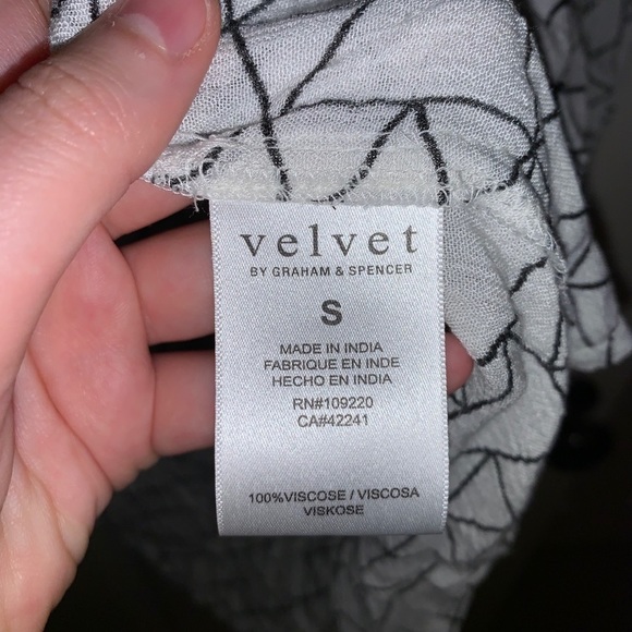 Velvet by Graham & Spencer Printed Peasant Blouse - Picture 5 of 7